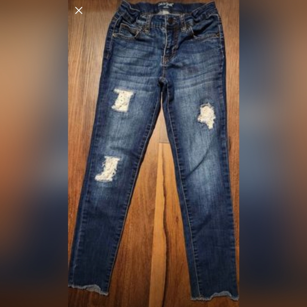NWOT Girls Sz 10 Cat & Jack Jeggings w Embroidery Patches Over Distressed Holes